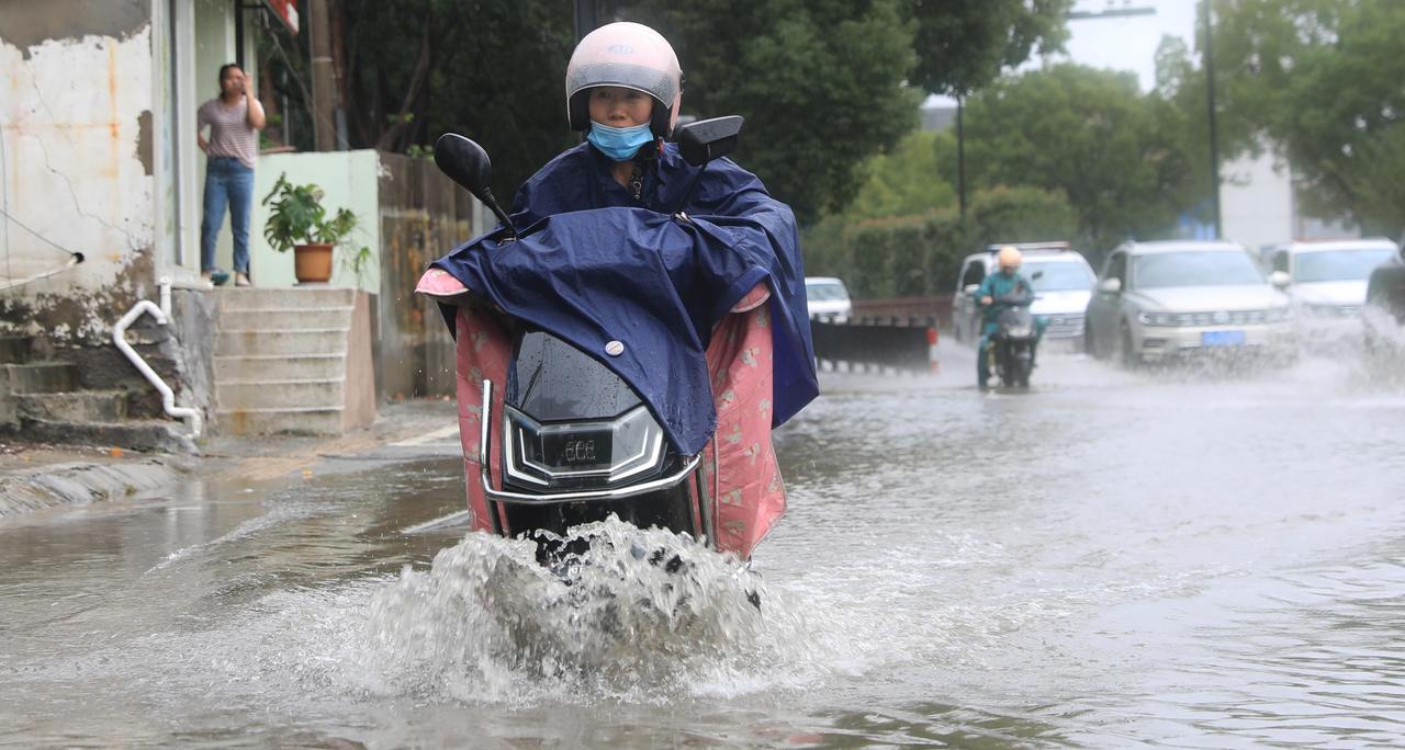 道路受淹 通行艱難
